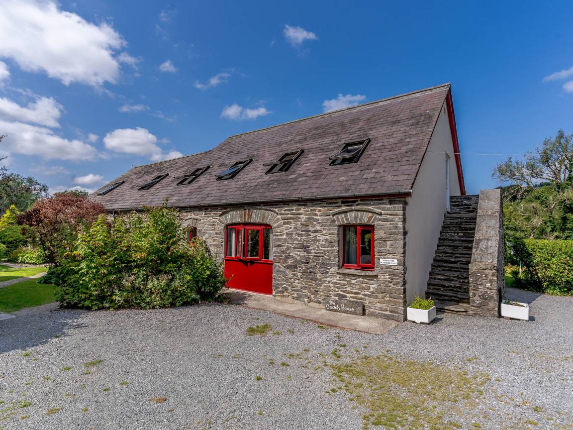 Cottage ∙ 5 Bedrooms ∙ 12 Guests - Pembrokeshire