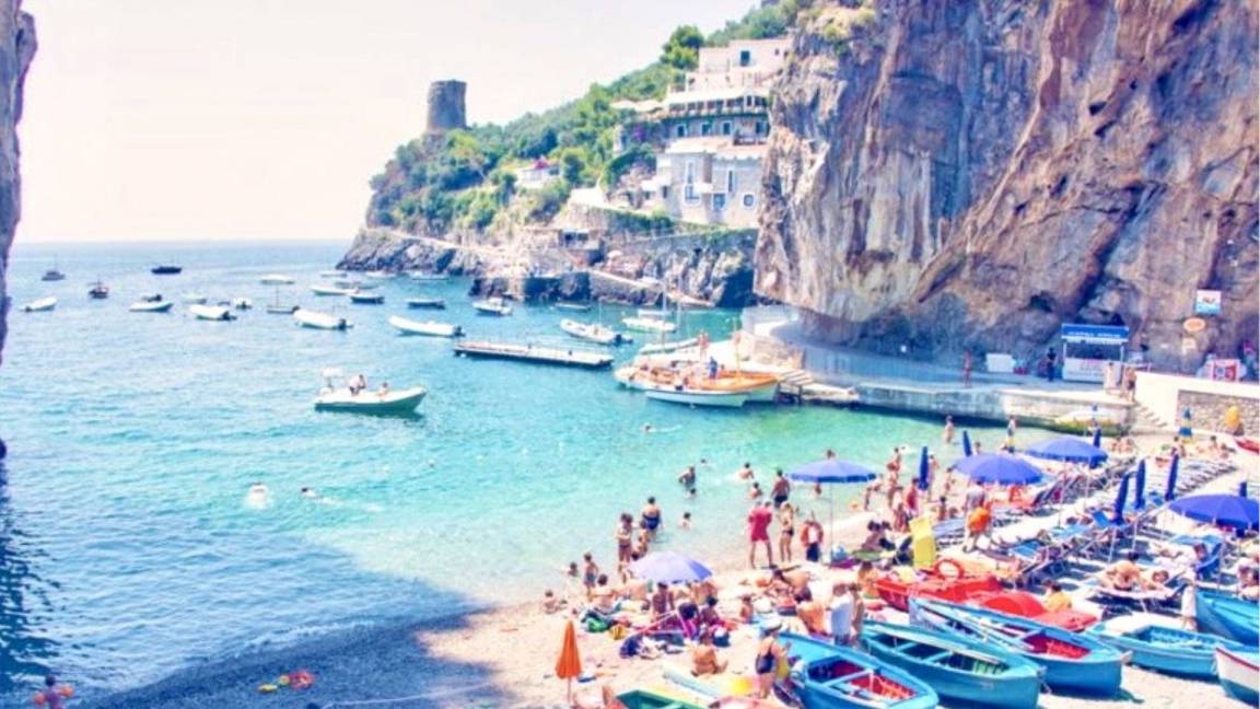 Casa sole luna, Romantic Sea View Beach House, Near Positano, private parking on payment