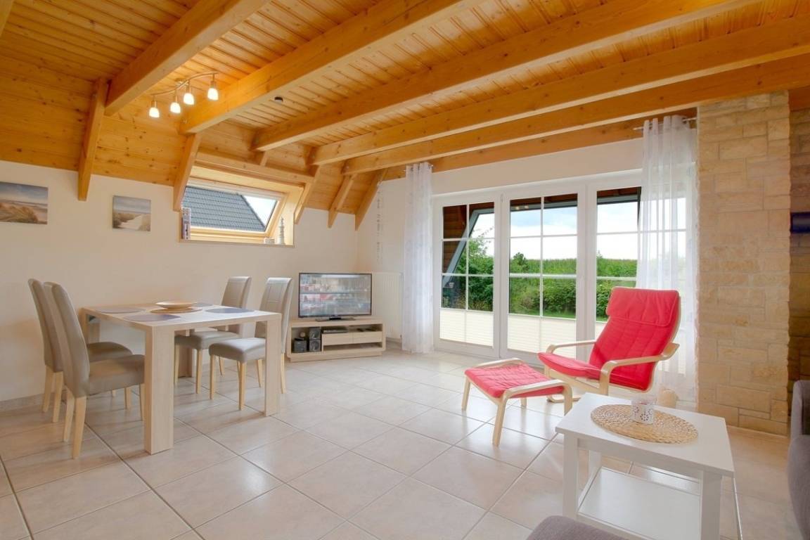 68 m² Ferienhaus ∙ 2 Schlafzimmer ∙ 4 Gäste – Bild 2