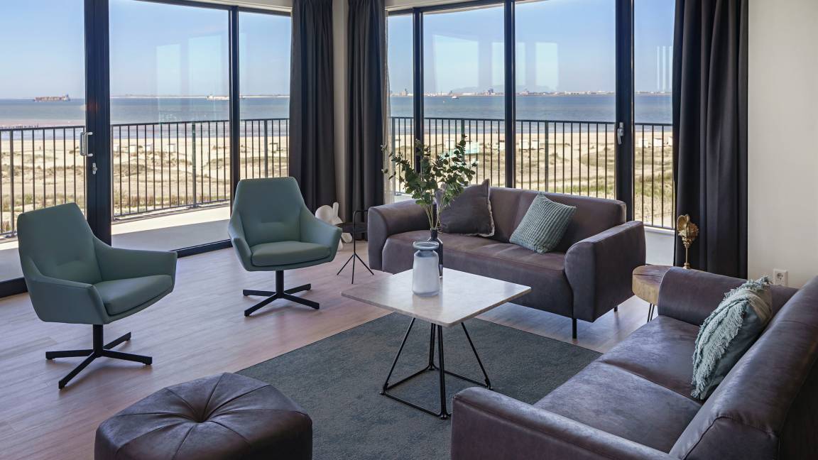 135 M² Apartament ∙ 3 Sypialnie ∙ 6 Gości - Groede