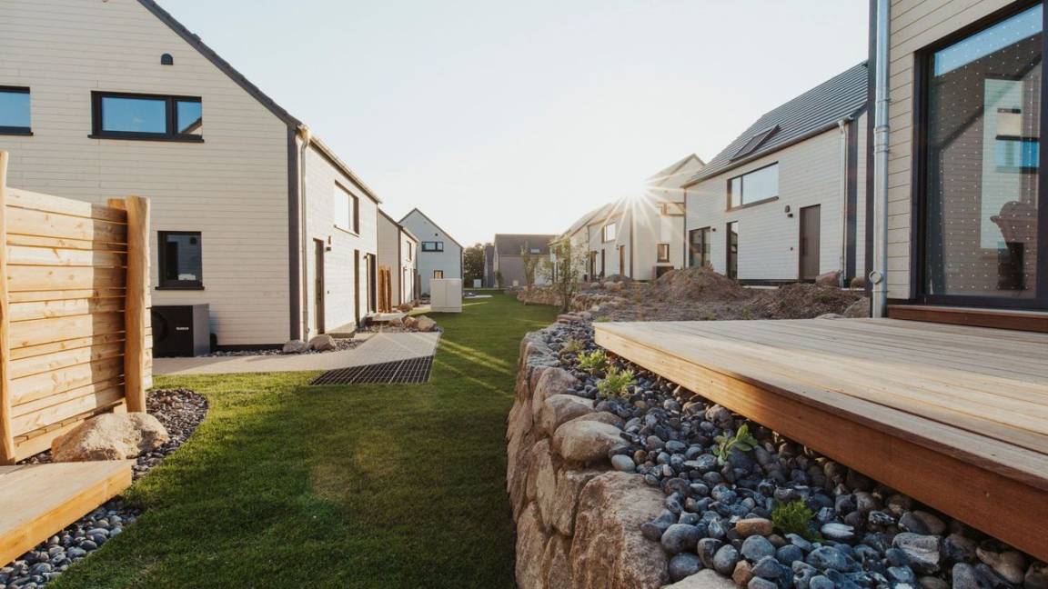 60 M² Ferienhaus ∙ 2 Schlafzimmer ∙ 4 Gäste - Sassnitz