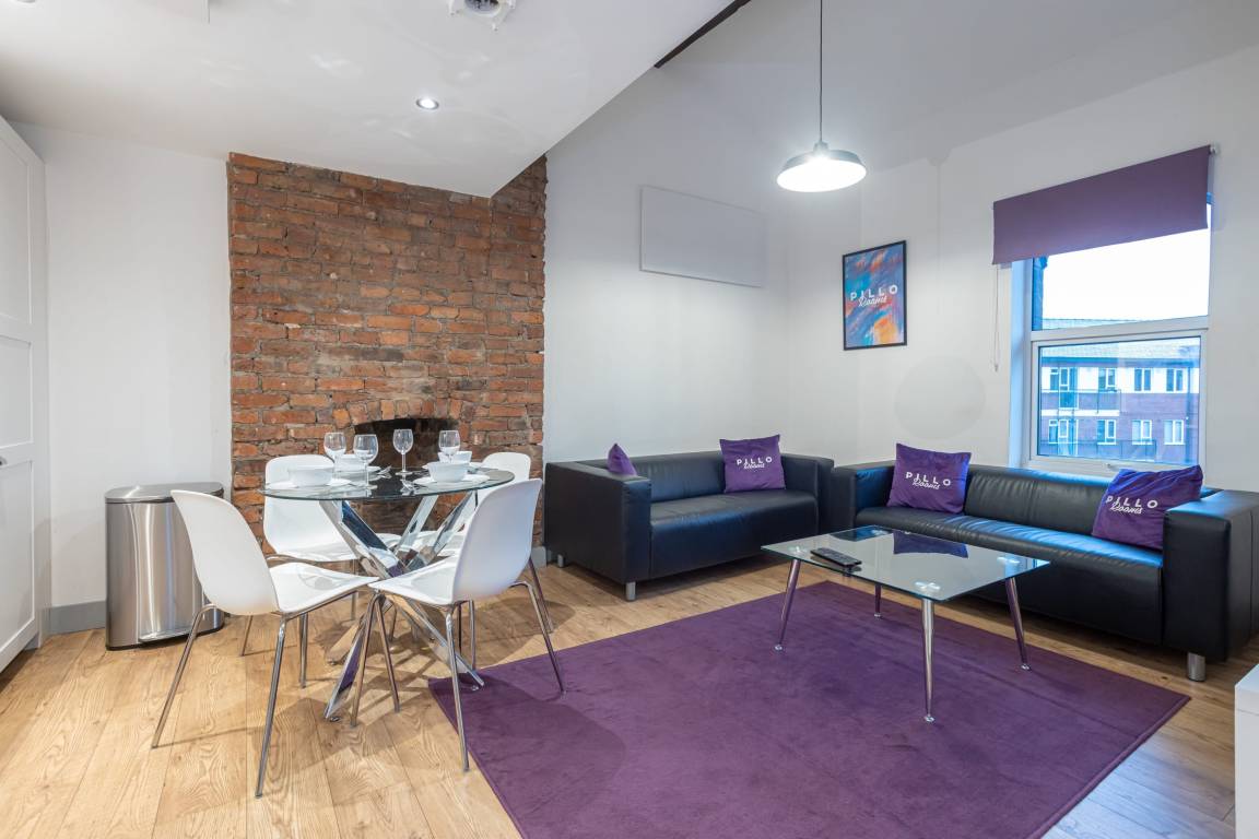 Apartment ∙ 2 Bedrooms ∙ 4 Guests - Salford