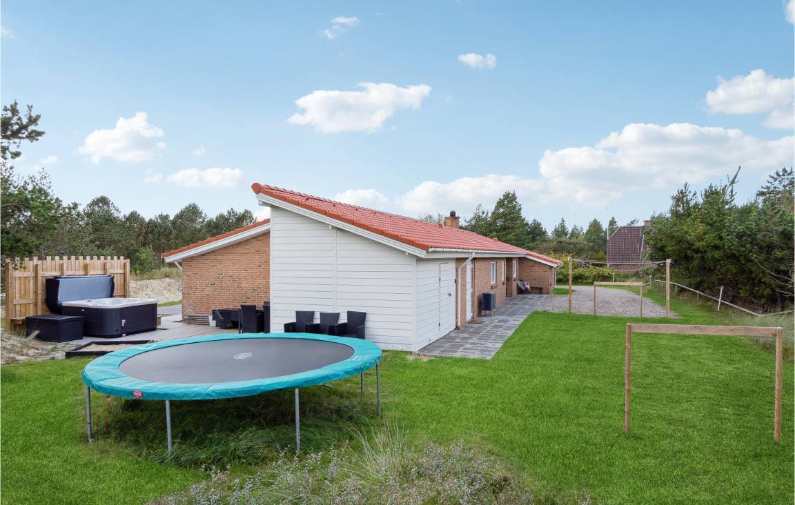 182 M² Ferienhaus ∙ 5 Schlafzimmer ∙ 10 Gäste - Blåvand