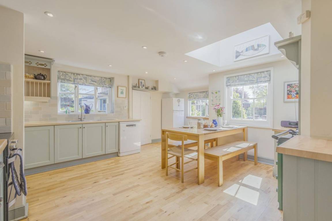 Cottage ∙ 3 Bedrooms ∙ 6 Guests - Woodbridge