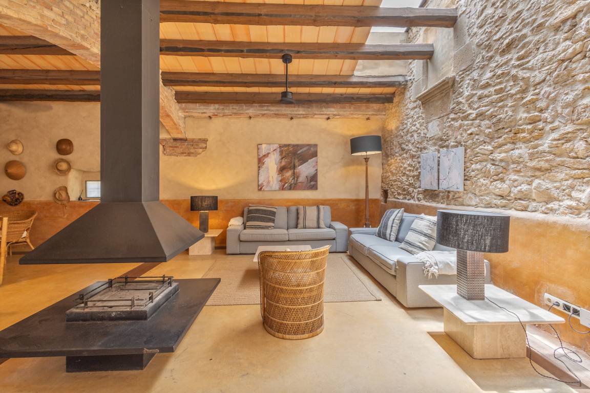 150 M² Casa ∙ 2 Habitaciones ∙ 6 Huéspedes - Pals