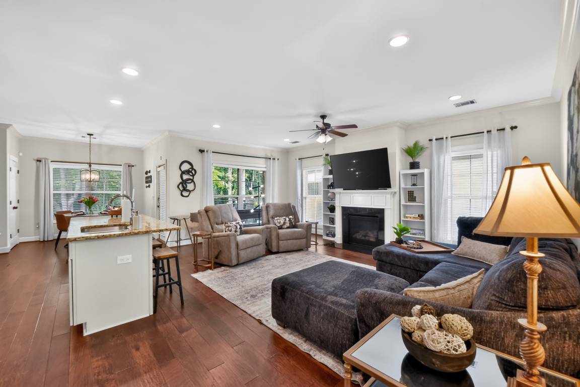 House ∙ 3 Bedrooms ∙ 12 Guests - Tuscaloosa, AL