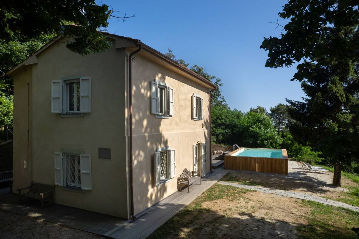 140 M² Villa ∙ 2 Bedrooms ∙ 6 Guests - Pisa