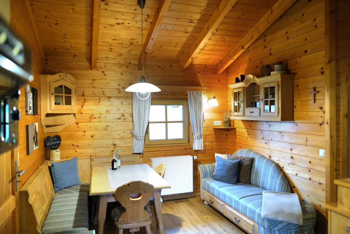 50 M² Ferienhaus ∙ 2 Schlafzimmer ∙ 4 Gäste - Hauzenberg