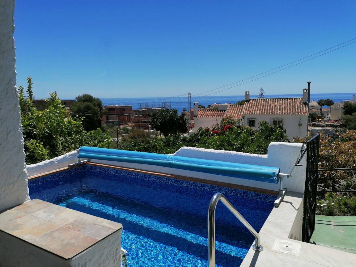 100 M² Ferienhaus ∙ 1 Schlafzimmer ∙ 6 Gäste - Nerja