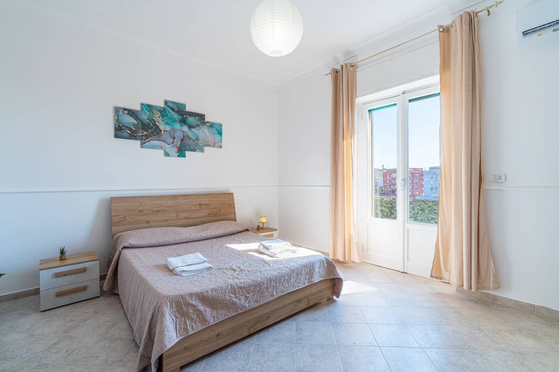 120 M² Ferienwohnung ∙ 3 Schlafzimmer ∙ 6 Gäste - Syrakus
