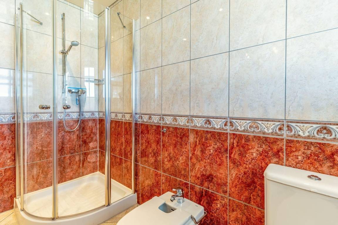 55 m² Ferienwohnung ∙ 1 Schlafzimmer ∙ 4 Gäste – Bild 14