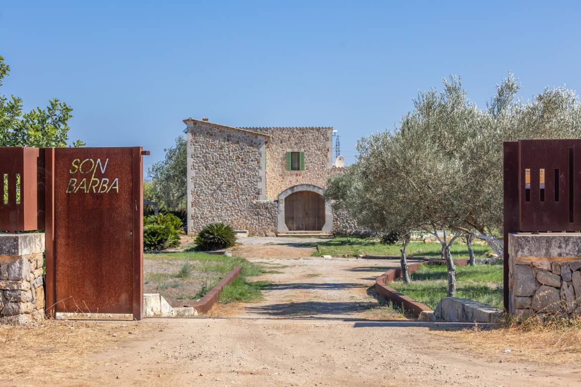 300 M² Villa ∙ 4 Chambres ∙ 8 Personnes - Pollença