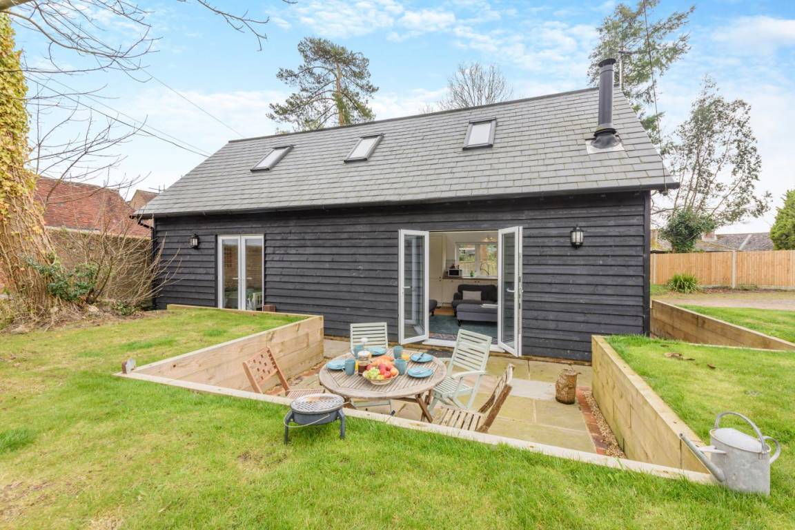 Cottage ∙ 2 Bedrooms ∙ 4 Guests - Bexhill
