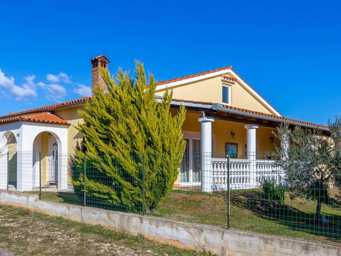 110 M² Casa ∙ 1 Habitación ∙ 5 Huéspedes - Medulin