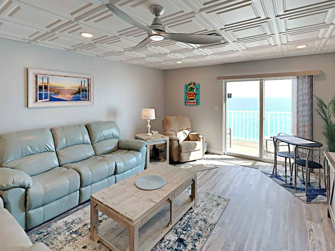 113 M² Condo ∙ 2 Bedrooms ∙ 7 Guests - Pensacola Beach, FL