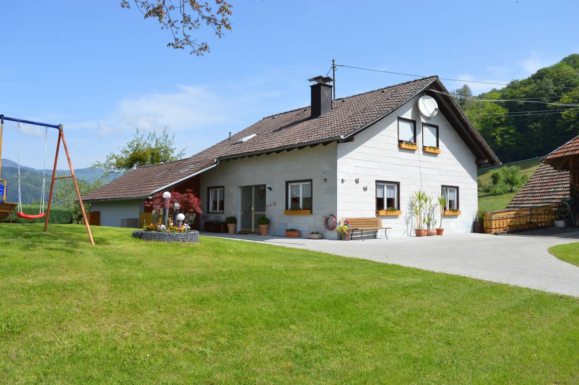 70 m² Ferienwohnung ∙ 3 Schlafzimmer ∙ 4 Gäste – Bild 16