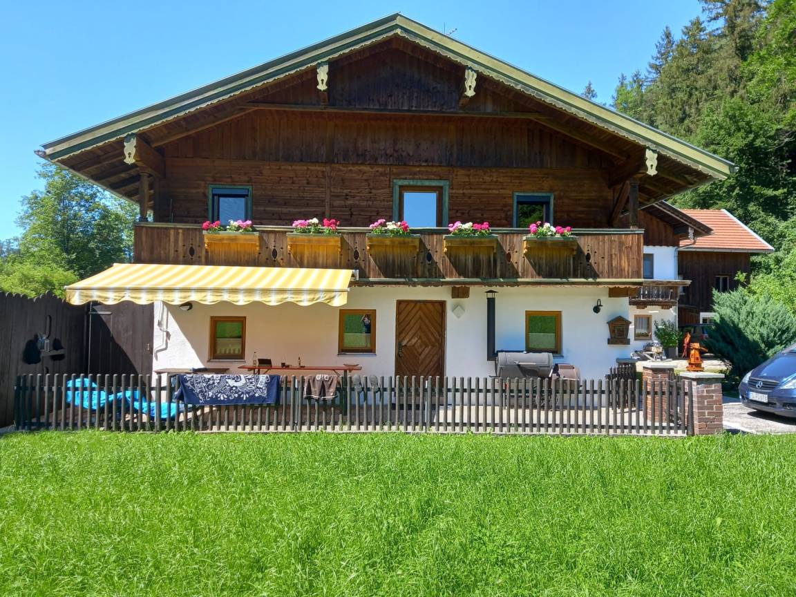 105 M² House ∙ 4 Bedrooms ∙ 7 Guests - Laufen