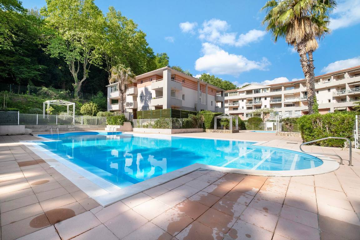20 M² Studio Flat ∙ 2 Guests - Nice Côte d'Azur Airport (NCE)
