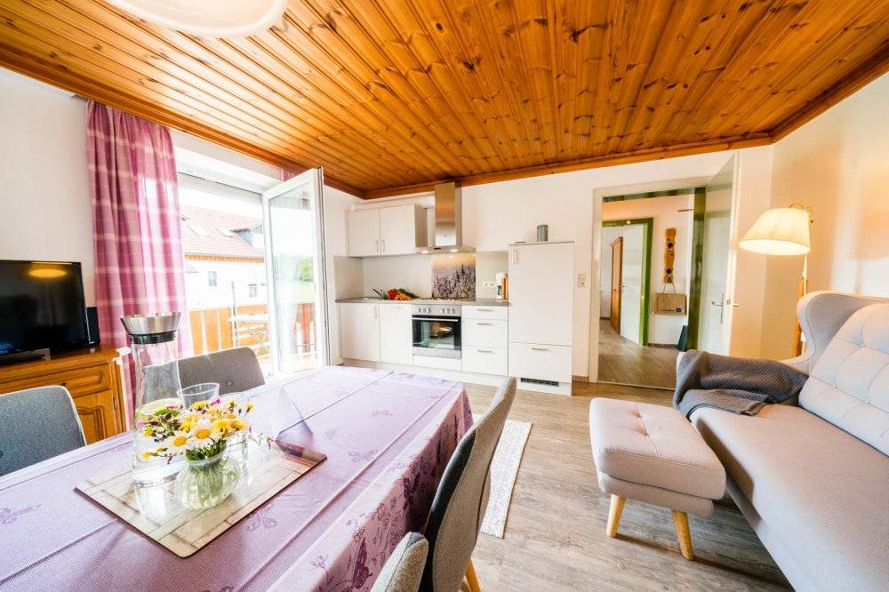 40 M² Ferienwohnung ∙ 1 Schlafzimmer ∙ 2 Gäste - Buchloe