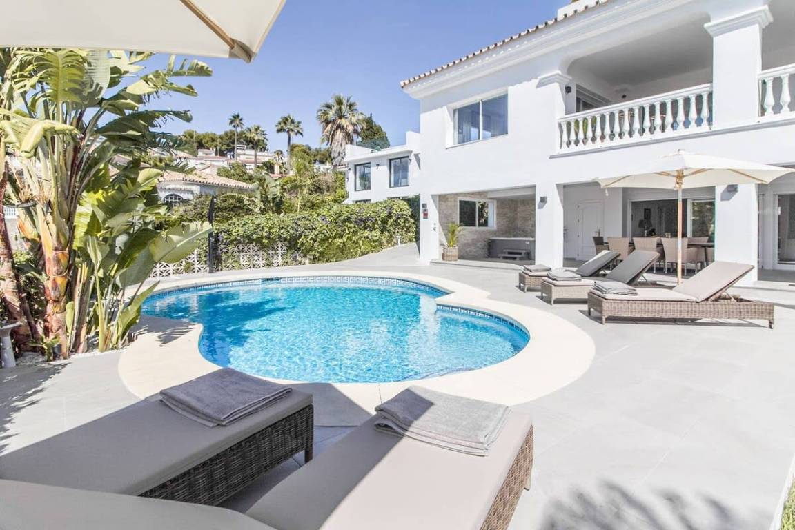 100 M² Vivenda ∙ 4 Quartos ∙ 8 Hóspedes - Marbella