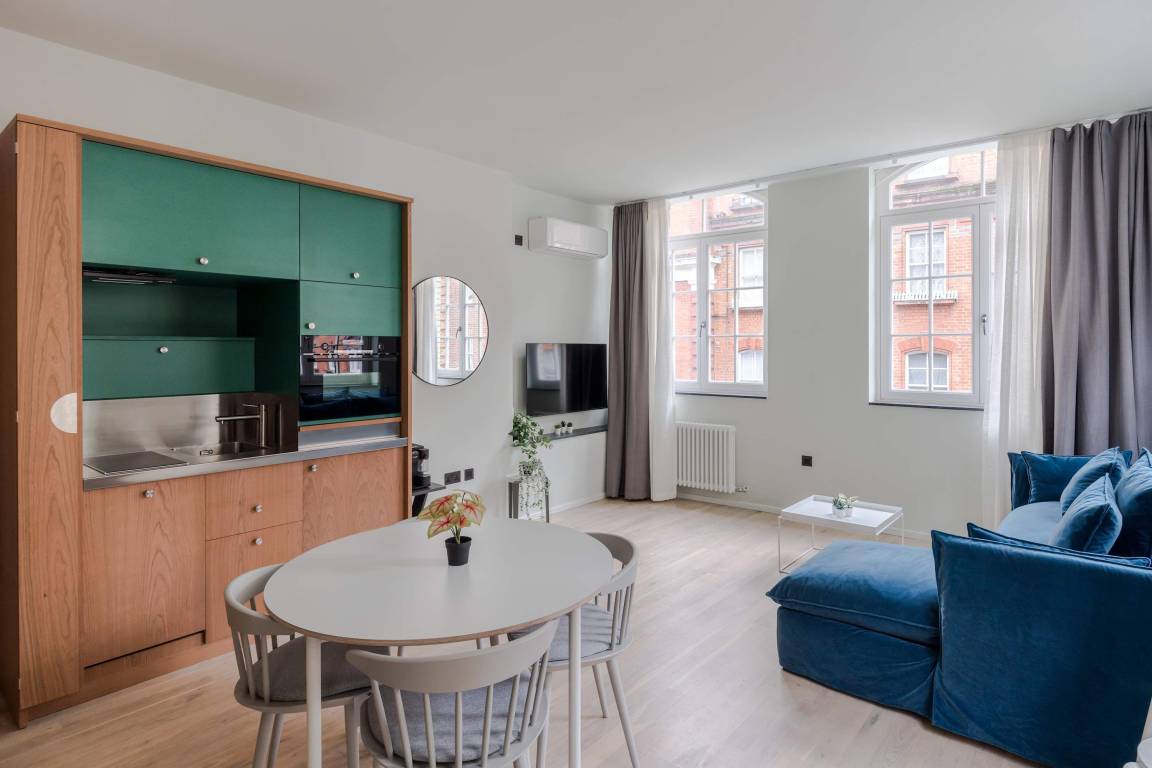 Apartment ∙ 1 Bedroom ∙ 4 Guests - Hertfordshire