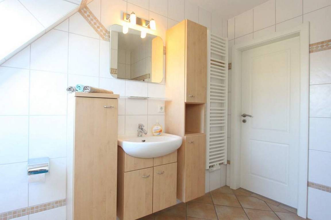 75 m² Ferienwohnung ∙ 1 Schlafzimmer ∙ 4 Gäste – Bild 19