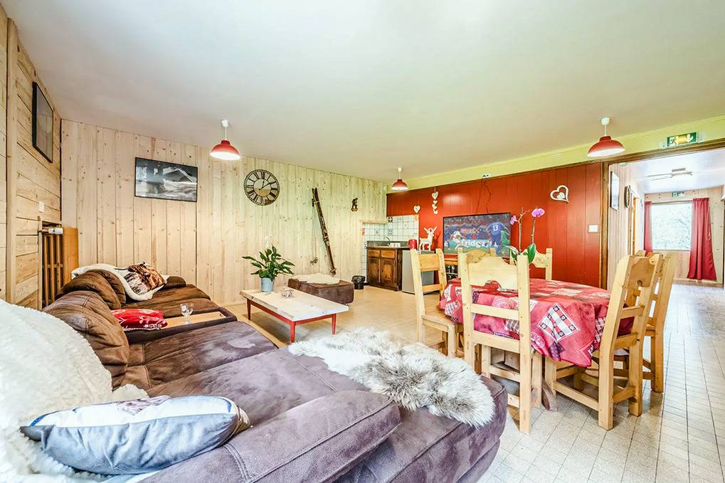 400 m² Ferienhaus ∙ 8 Schlafzimmer ∙ 15 Gäste – Bild 4