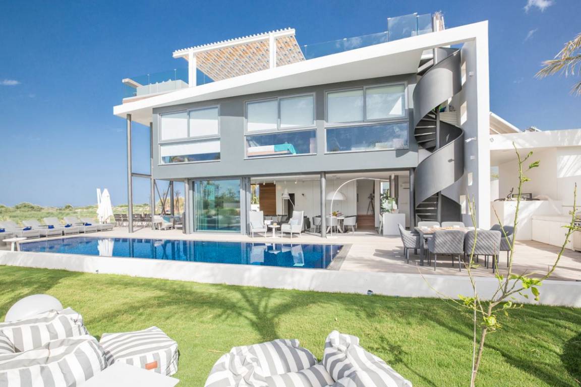 Villa ∙ 3 Schlafzimmer ∙ 8 Gäste - Famagusta