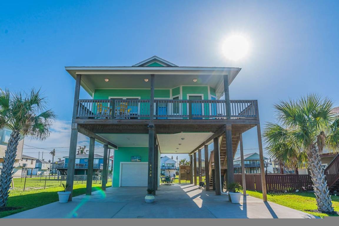 399 M² Apartment ∙ 3 Bedrooms ∙ 10 Guests - Galveston, TX