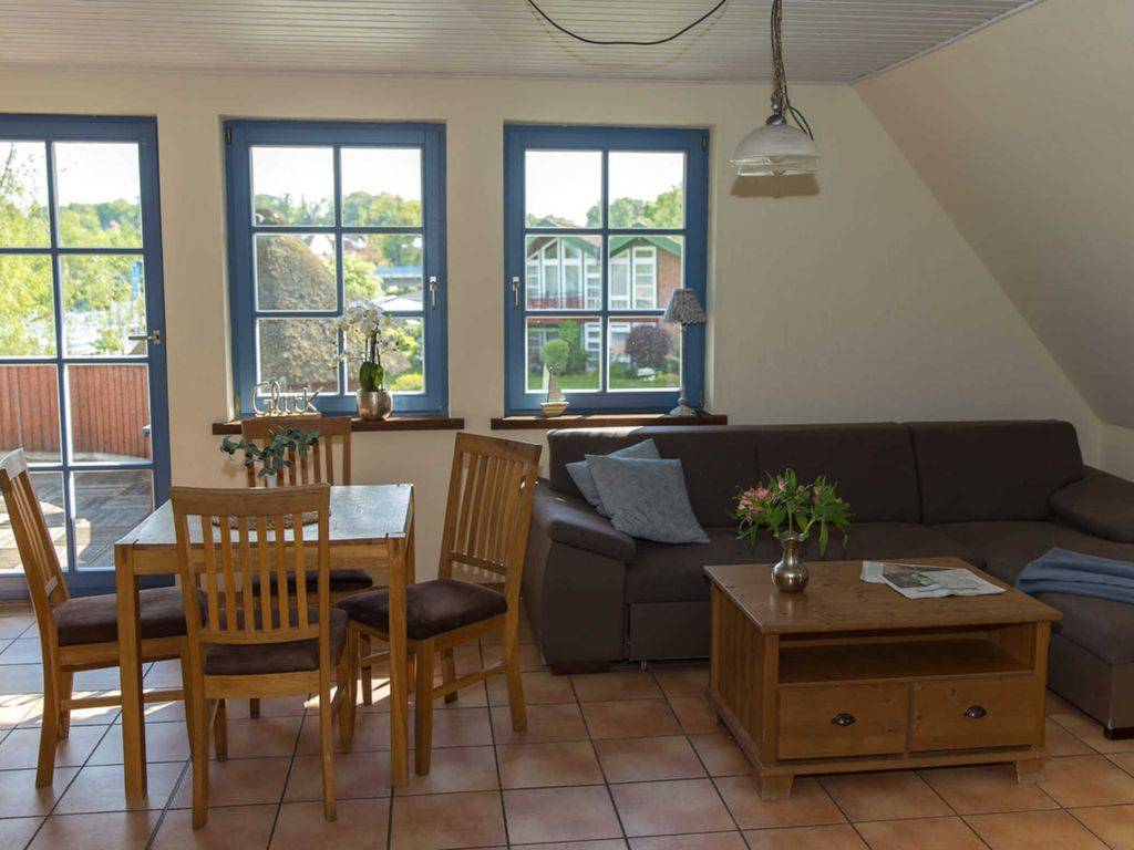 55 M² Ferienwohnung ∙ 1 Schlafzimmer ∙ 4 Gäste - Plau am See