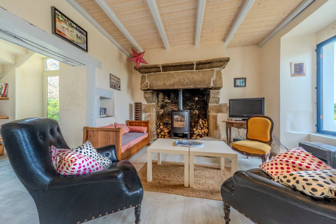 75 M² Maison De Vacances ∙ 1 Chambre ∙ 2 Personnes - Carantec