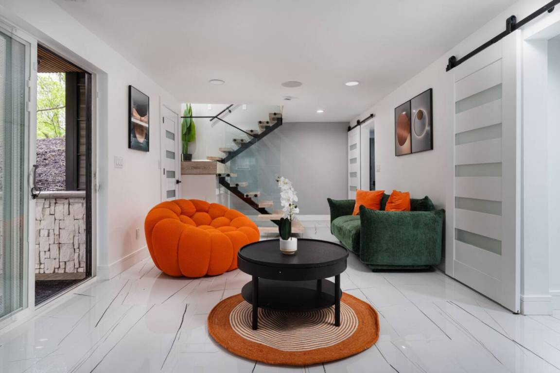 160 M² House ∙ 3 Bedrooms ∙ 6 Guests - Rockford, IL