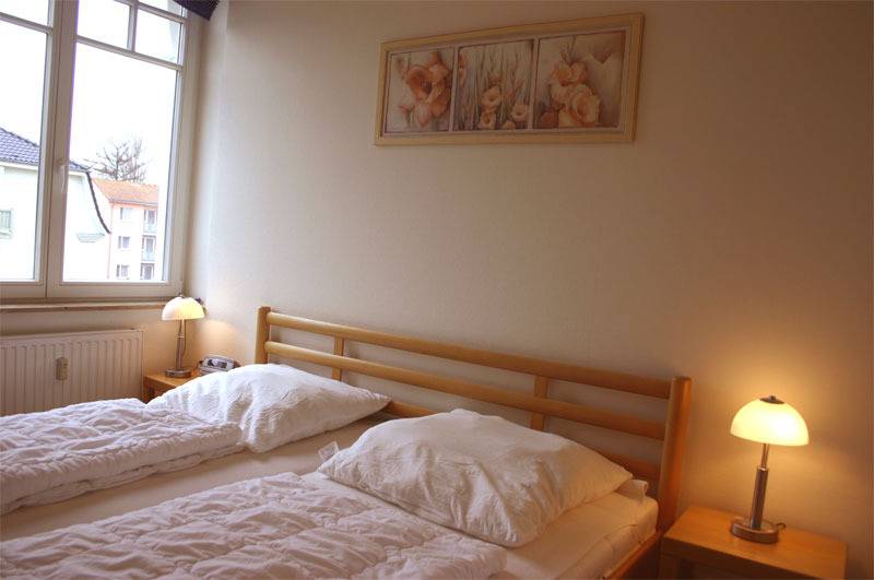 61 m² Ferienwohnung ∙ 2 Schlafzimmer ∙ 4 Gäste – Bild 9