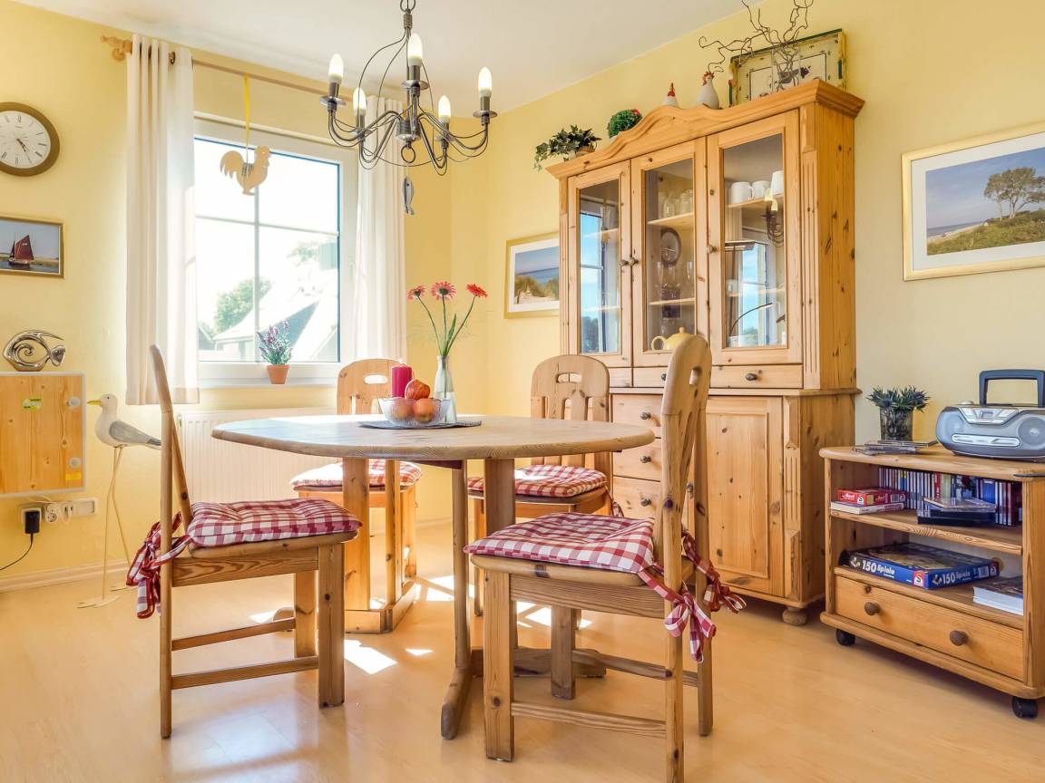 61 m² Ferienwohnung ∙ 2 Schlafzimmer ∙ 4 Gäste – Bild 3