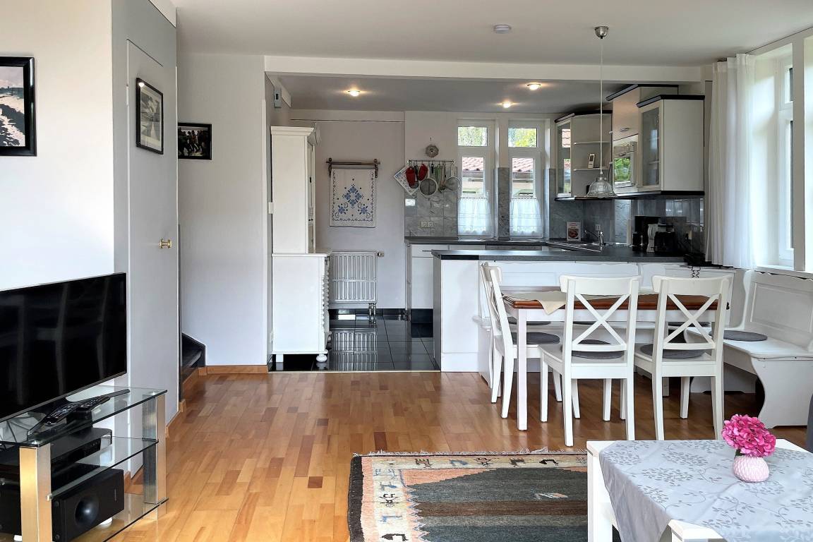 90 m² Ferienhaus ∙ 3 Schlafzimmer ∙ 4 Gäste – Bild 1