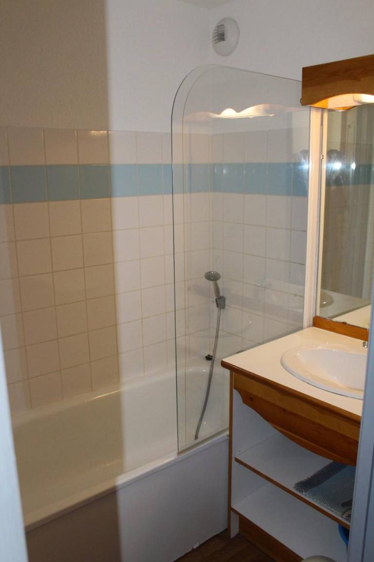32 m² Ferienwohnung ∙ 1 Schlafzimmer ∙ 6 Gäste – Bild 28