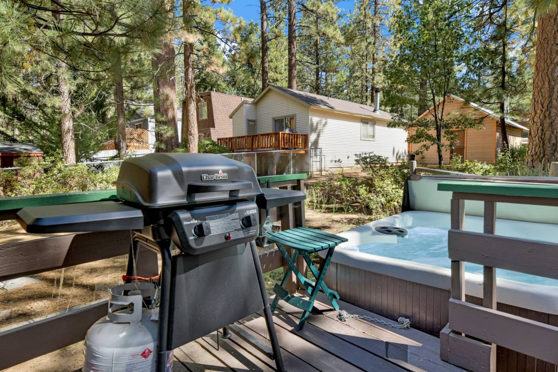 78 M² Cabin ∙ 2 Bedrooms ∙ 4 Guests - Big Bear Lake, CA