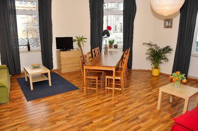 84 m&sup2; Ferienwohnung 2 Schlafzimmer 6 G&auml;ste