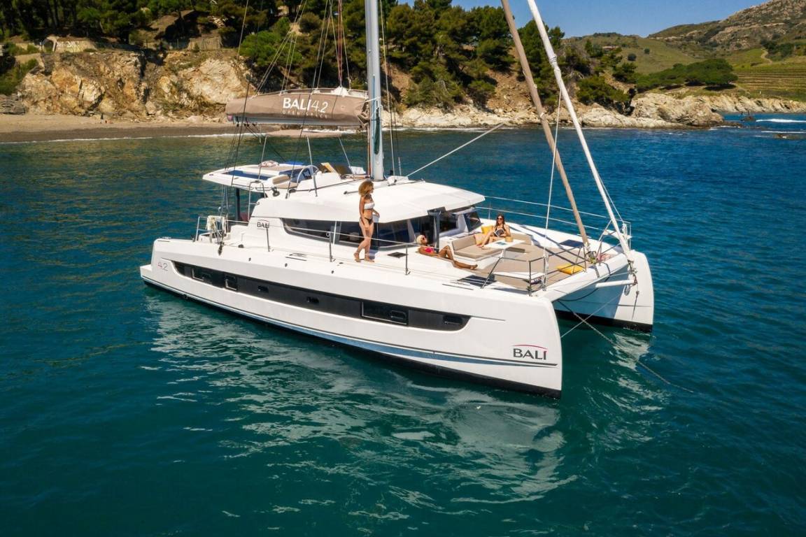 13 M² Casa Flotante ∙ 4 Habitaciones ∙ 8 Huéspedes - Grecia
