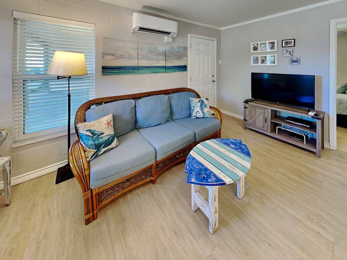 56 M² Condo ∙ 2 Bedrooms ∙ 4 Guests - Rockport, TX