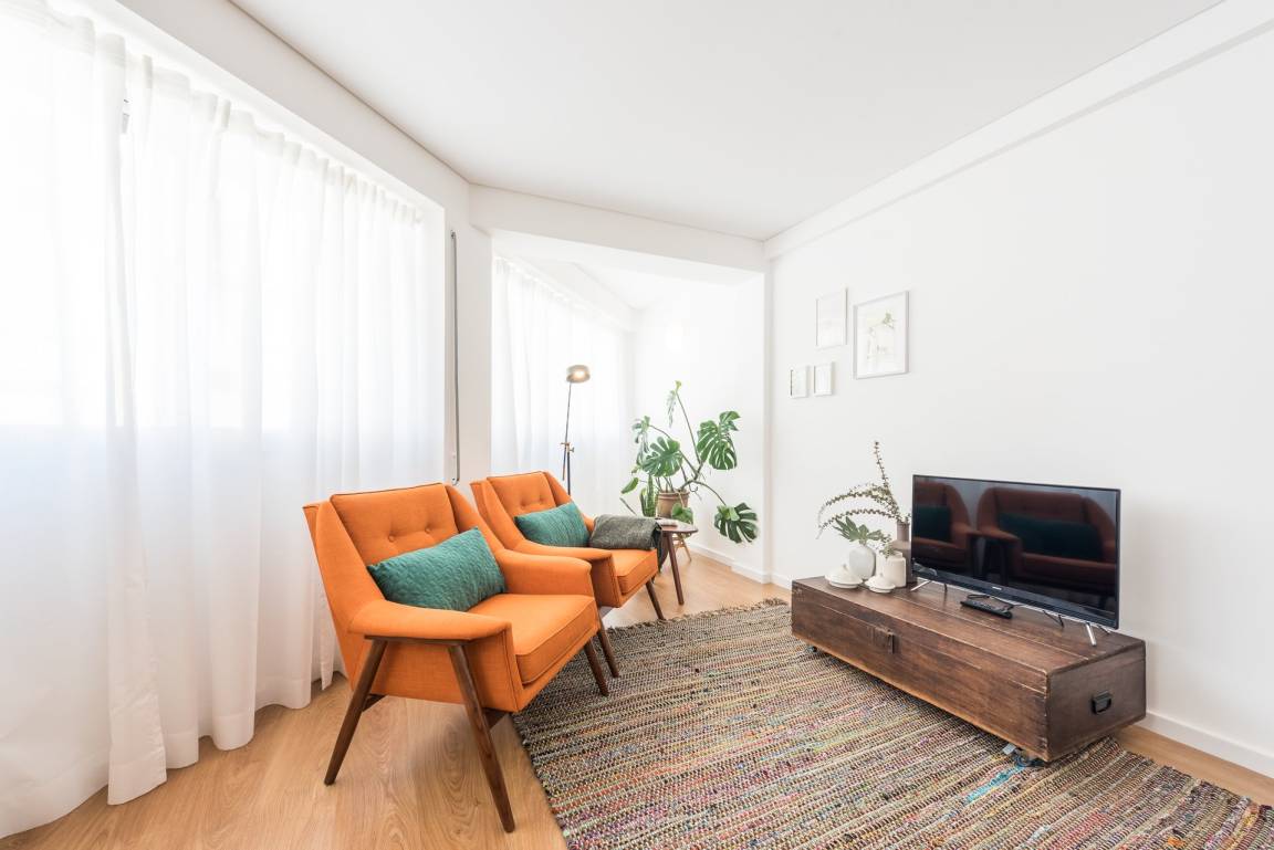 70 M² Apartamento ∙ 2 Quartos ∙ 5 Hóspedes - Pedrouços