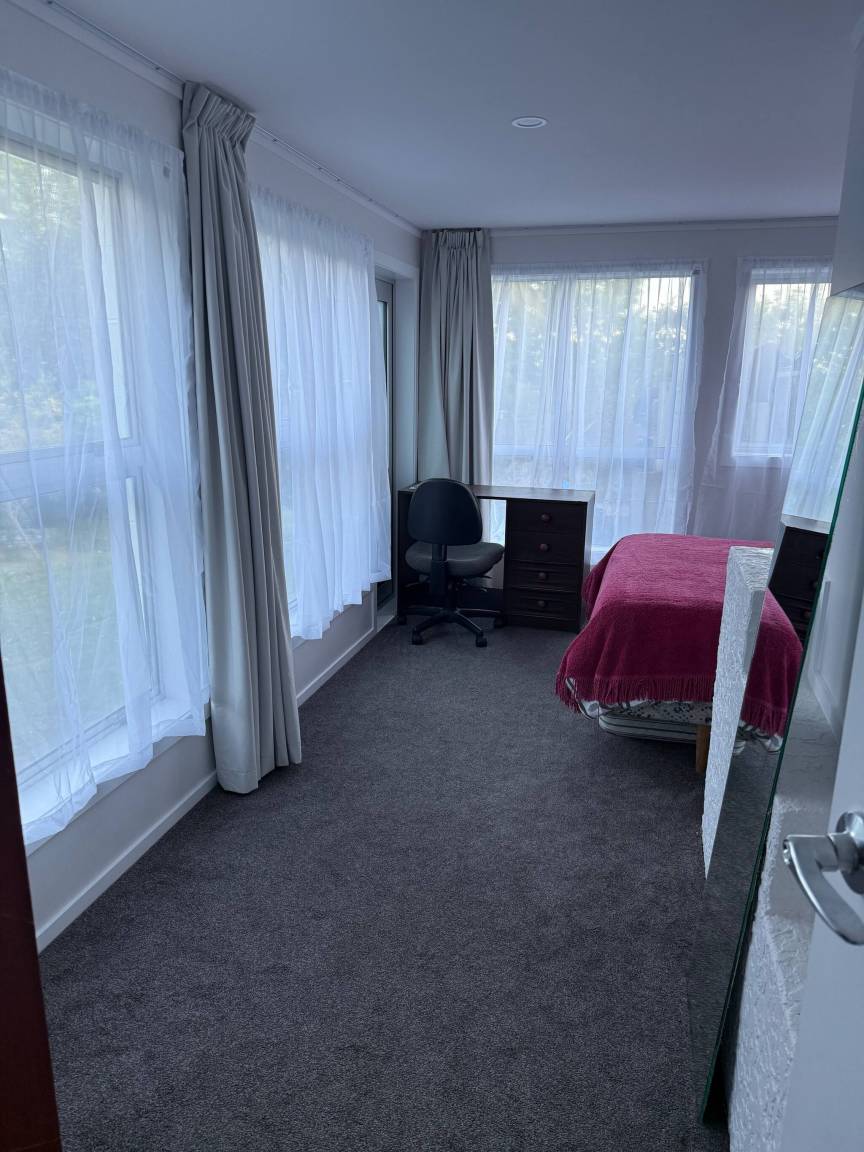 350 M² House ∙ 3 Bedrooms ∙ 5 Guests 3