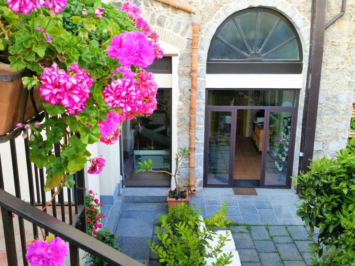 350 M² Talo ∙ 5 Makuuhuonetta ∙ 16 Vierasta - Acireale