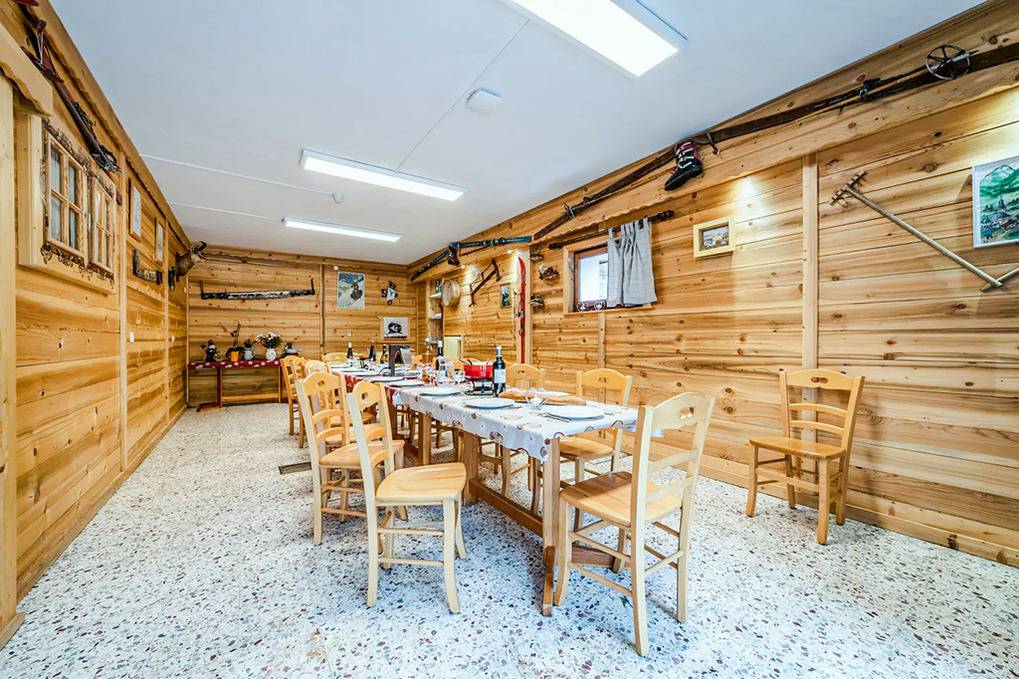 400 m² Ferienhaus ∙ 8 Schlafzimmer ∙ 15 Gäste – Bild 6