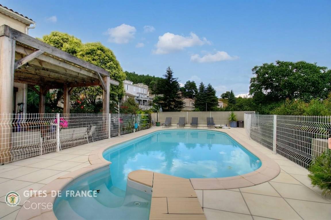 68 M² Gîte ∙ 2 Slaapkamers ∙ 5 Gasten - Corsica