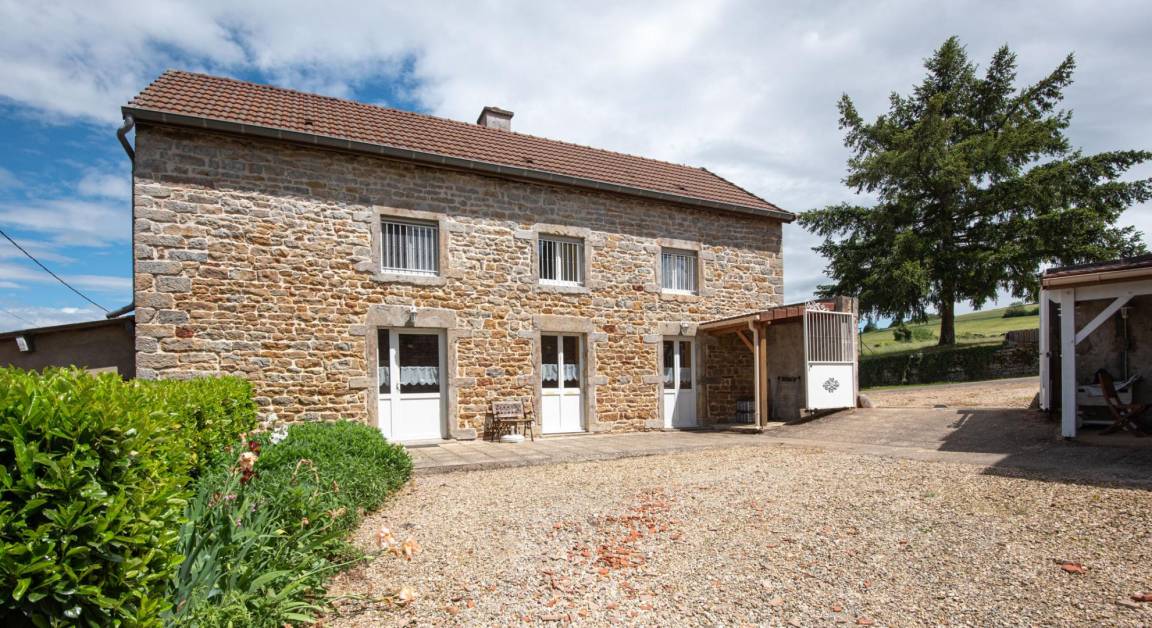 78 m&sup2; G&icirc;te 3 Schlafzimmer 6 G&auml;ste