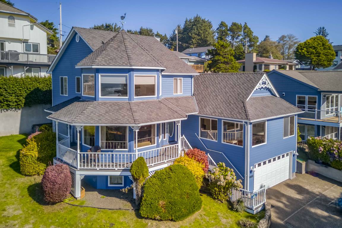 285 M² House ∙ 5 Bedrooms ∙ 12 Guests - Lincoln City, OR