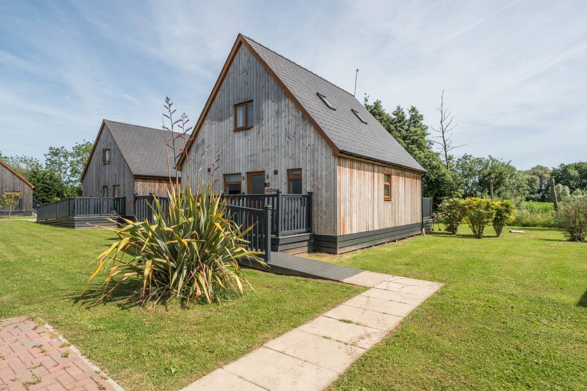Cottage ∙ 4 Bedrooms ∙ 6 Guests - Lincolnshire
