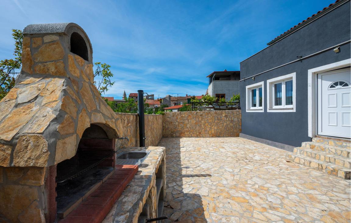 210 M² Ferienhaus ∙ 3 Schlafzimmer ∙ 8 Gäste - Vodnjan