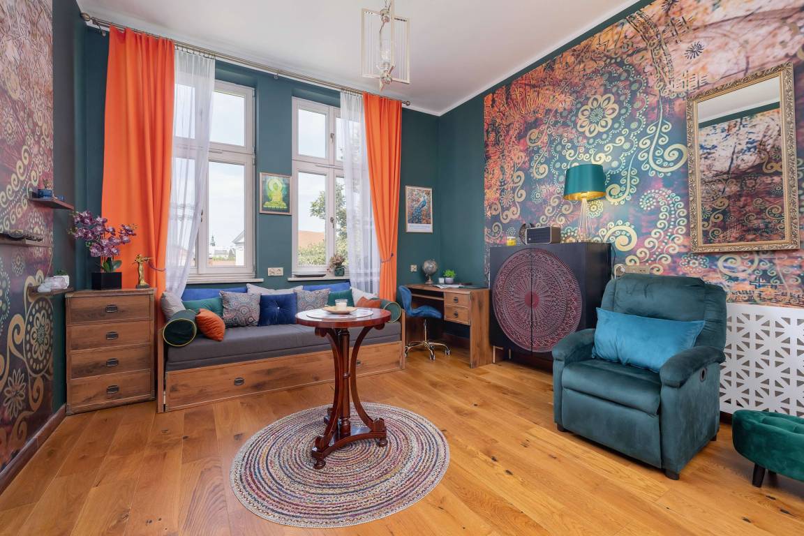 73 M² Huoneisto ∙ 1 Makuuhuone ∙ 6 Vierasta - Krakova